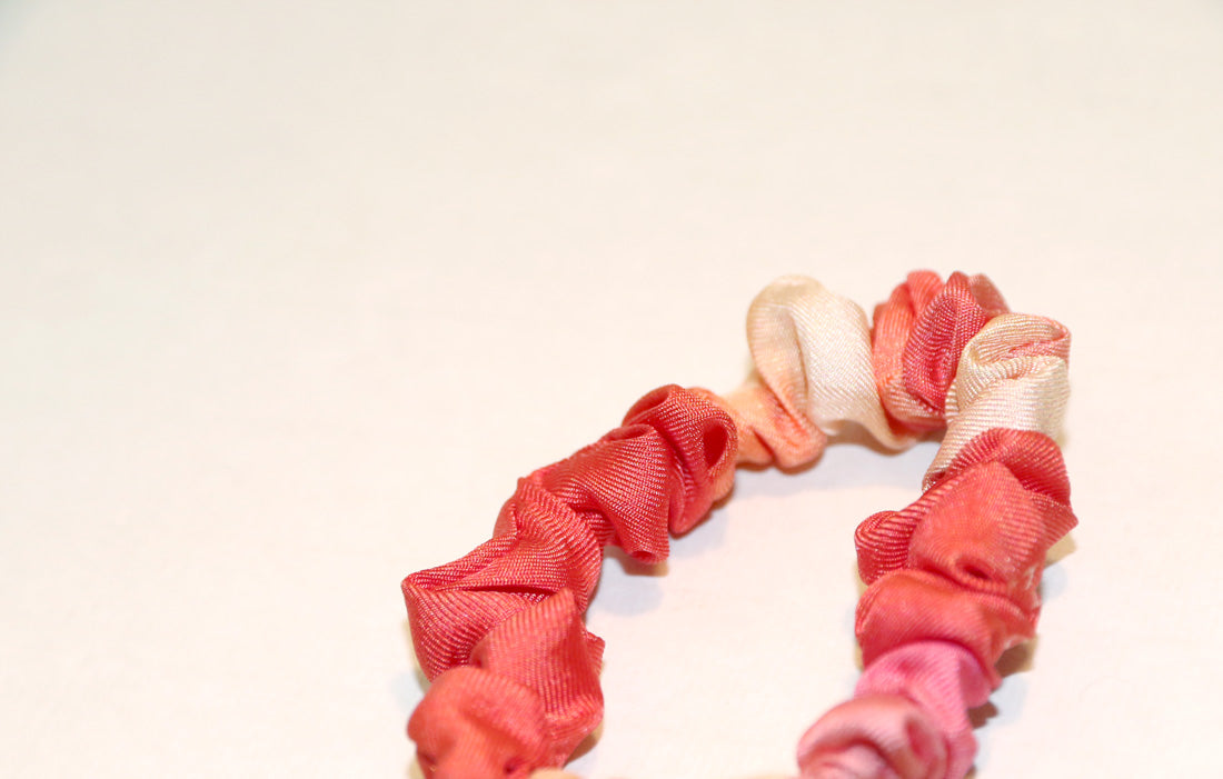 Buy Poppy Pulse Red silk fashion scrunchie online paris taipei tokyo dover street market selfridges isetan