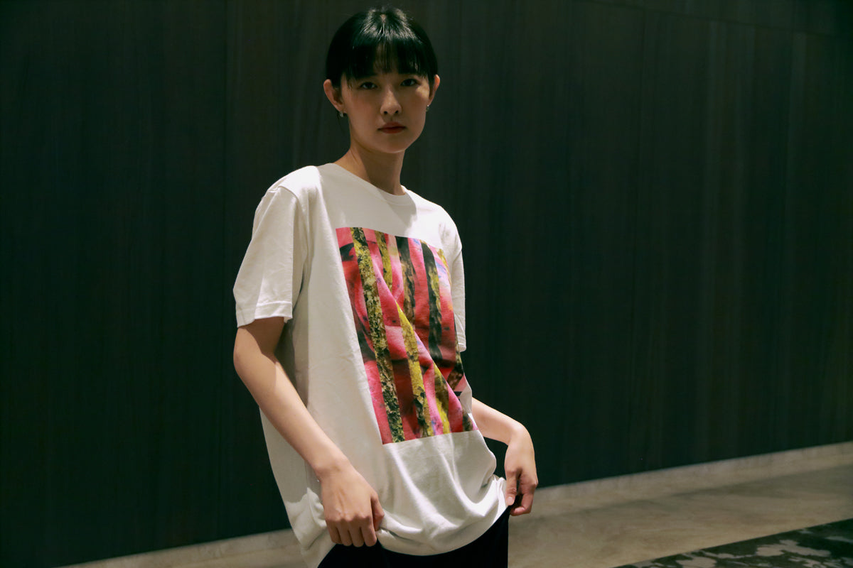 Buy stylish cool printed white t-shirt from a friend of mine online paris taipei tokyo