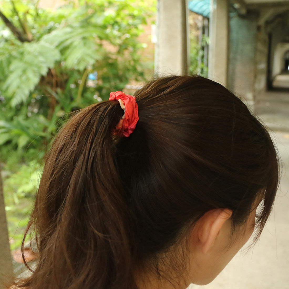 Buy Poppy Pulse Red silk fashion scrunchie online paris taipei tokyo dover street market selfridges isetan