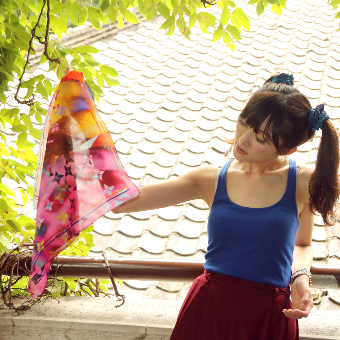 buy luxury silk scarf online paris taipei tokyo from a friend of mine isetan selfridges vetements dover street market taiwan