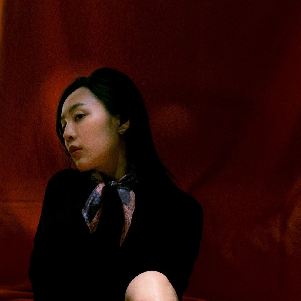 < 限量系列 > 法式時尚斜紋絲巾 "Raf Demeulemeester" 53x53公分