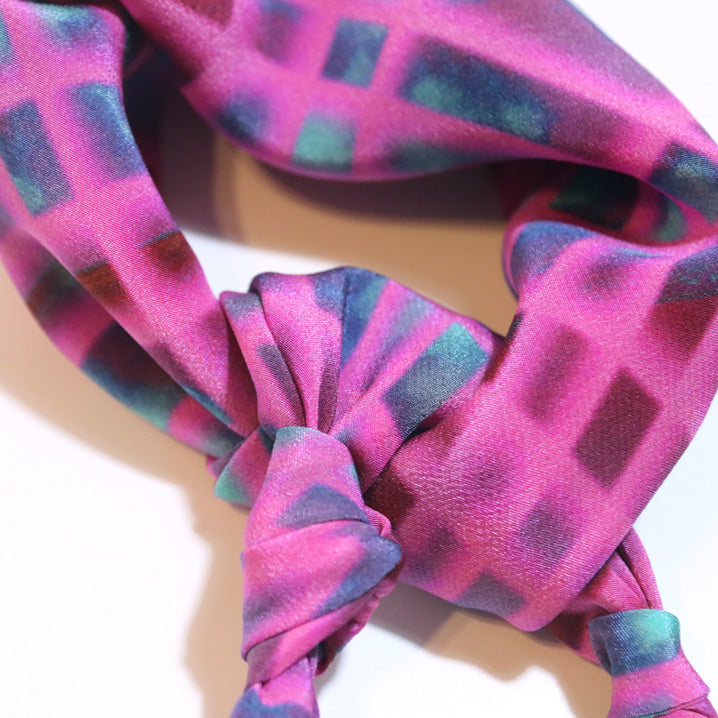スカーフ 通販 女性 プレゼント. buy silk fashion scarf from a friend of mine online paris taipei tokyo.