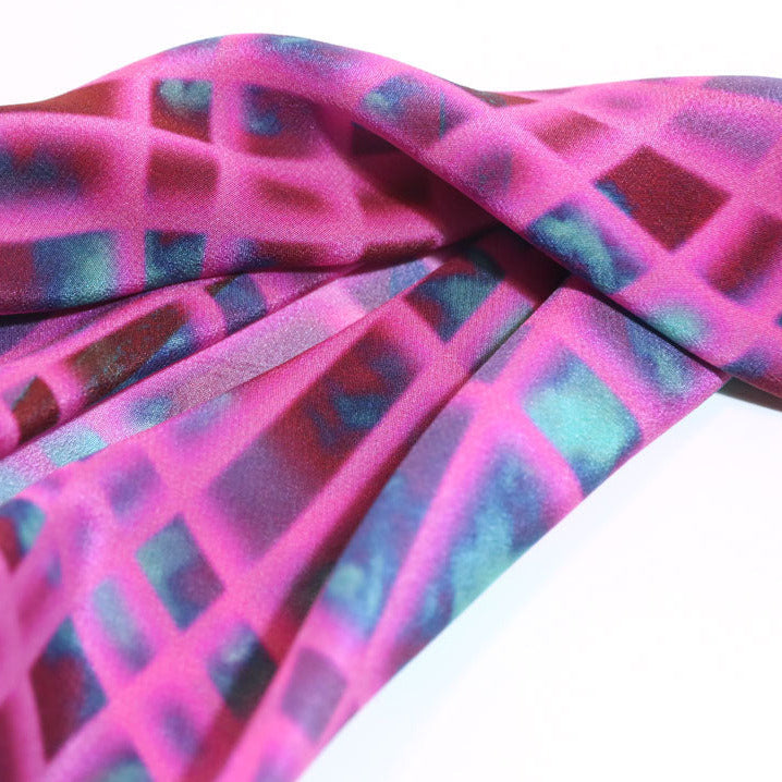 スカーフ 通販 女性 プレゼント. buy silk fashion scarf from a friend of mine online paris taipei tokyo.