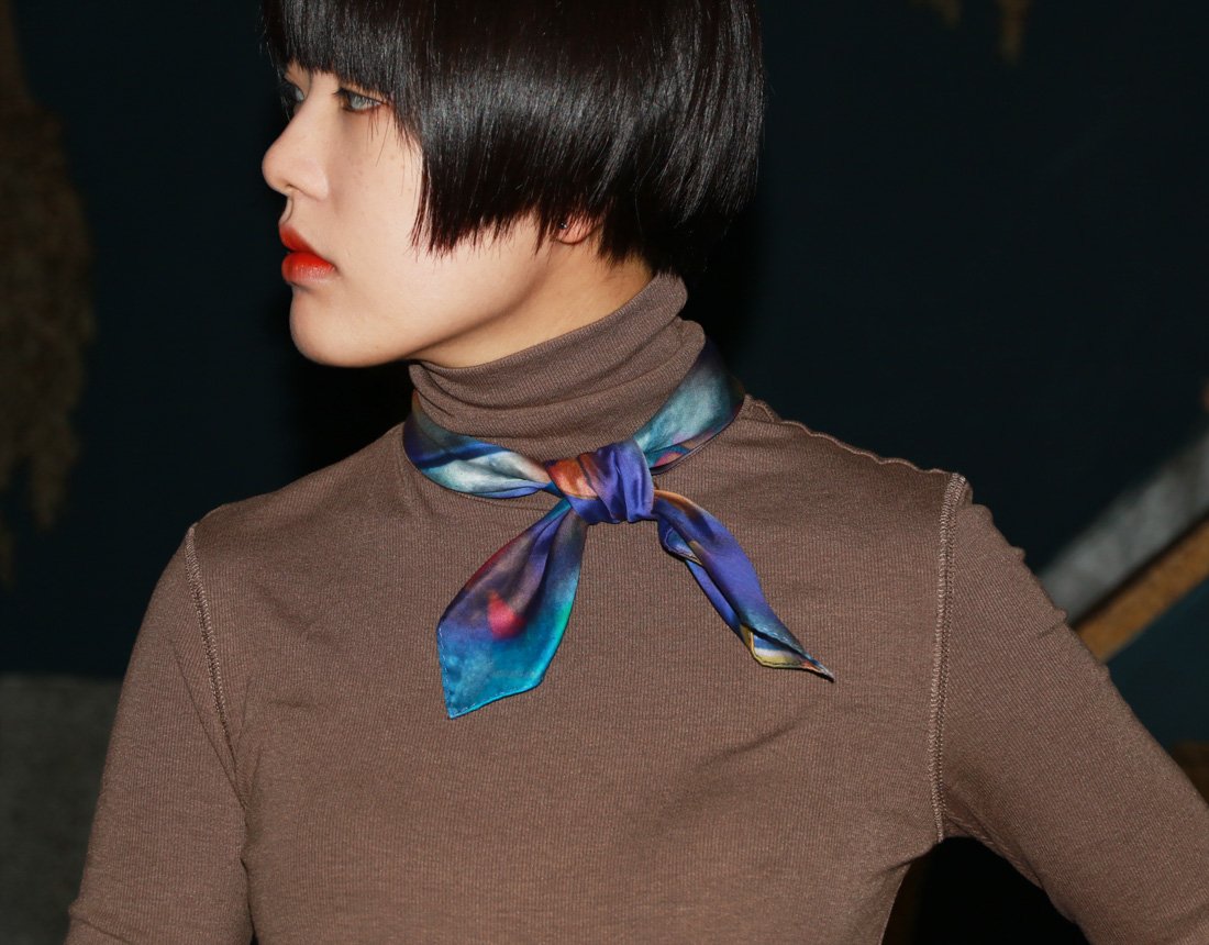 Blue printed fashion cotton scarf from a friend of mine online taipei paris tokyo