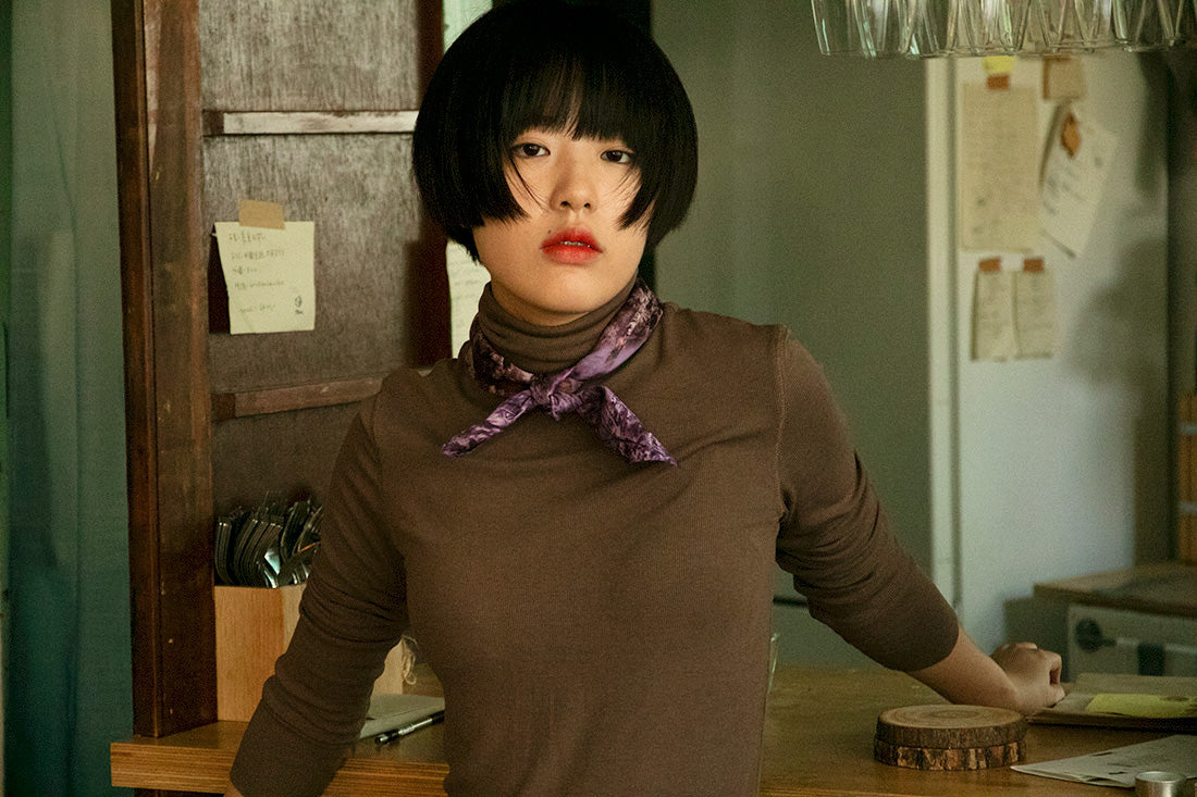 buy violet cotton satin scarf online paris taipei tokyo from a friend of mine 時尚 方巾穿搭 質感推薦