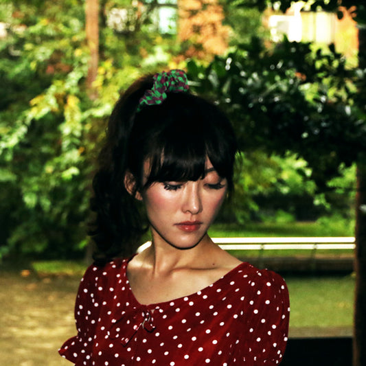 buy green fashion silk scrunchie online paris taipei tokyo harvey nichols isetan selfridges barneys new york