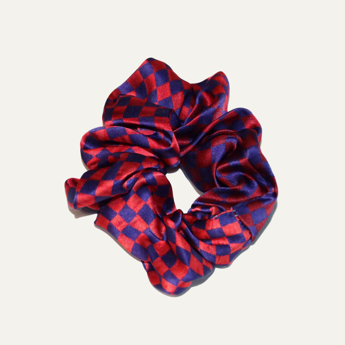 Buy Best Fashion Silk Scrunchies Online, in Paris, Tokyo, or Taipei; available for Selfridges, Le Bon Marché, Dover Street Market, Barneys New York, and Isetan.