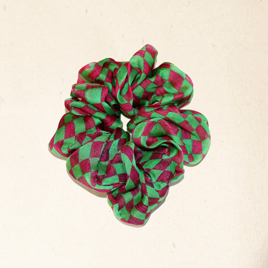 buy green fashion silk scrunchie online paris taipei tokyo harvey nichols isetan selfridges barneys new york