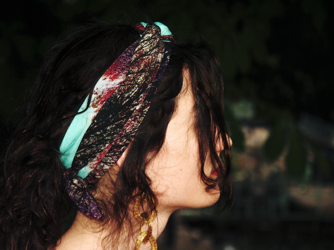 Shop bandanas & head scarf for women as luxury accessory online in Paris & Tokyo! 