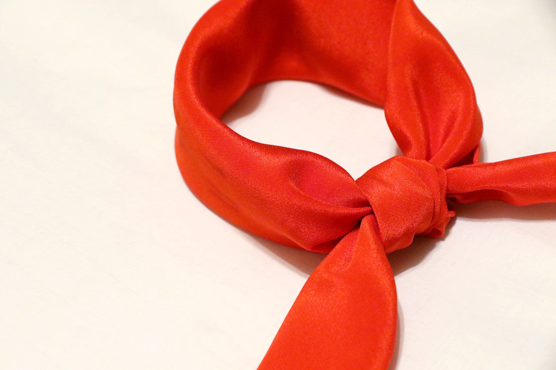 shop-luxury-fashion-red-silk-scarf-style-paris-taipei-tokyo-online-shopping-isetan-vogue-elle-harrods-pinkoi