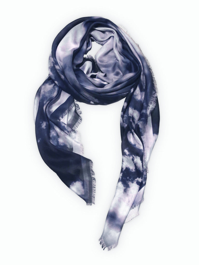 パリ、台北、大阪、東京高島屋の高級ファッションスカーフ! Scarf from a friend of mine Shop Big Luxury Fashioin Scarves for women available in Takashimaya Osaka & Takashimaya Tokyo.